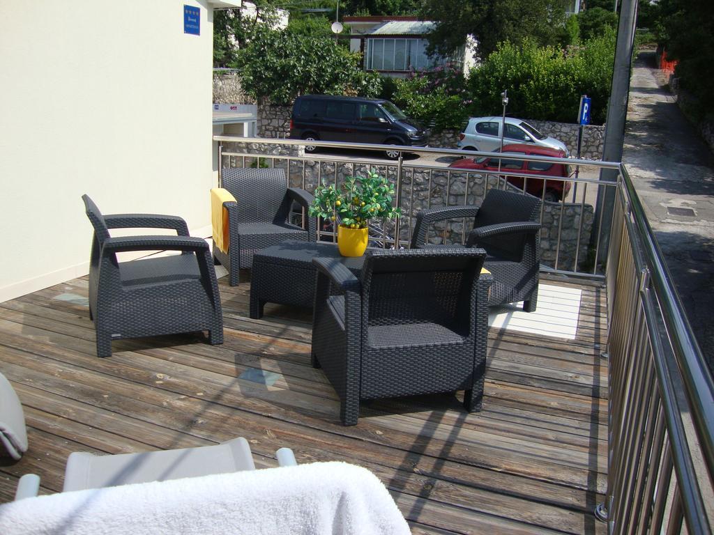 Apartments Ilona Novi Vinodolski Exterior foto