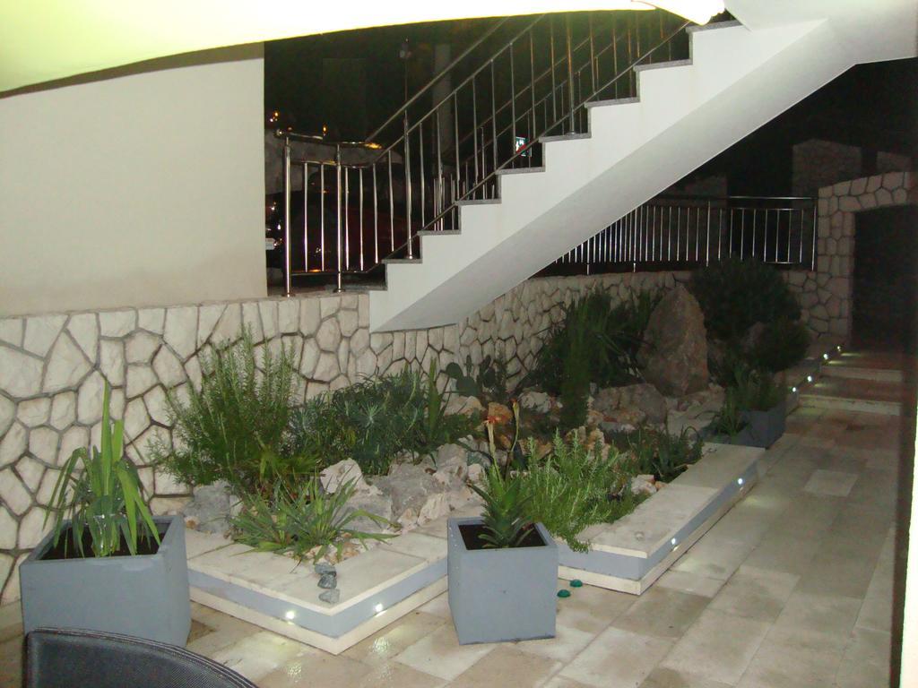 Apartments Ilona Novi Vinodolski Exterior foto