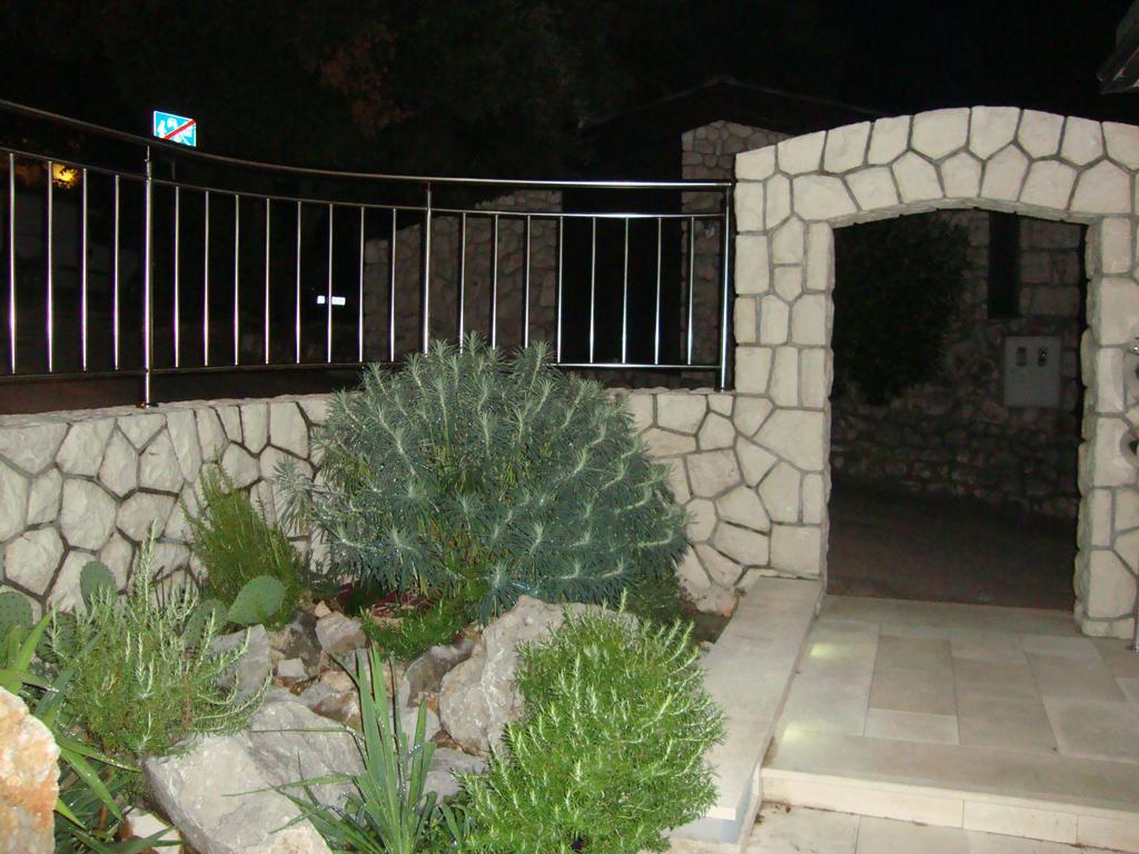Apartments Ilona Novi Vinodolski Exterior foto