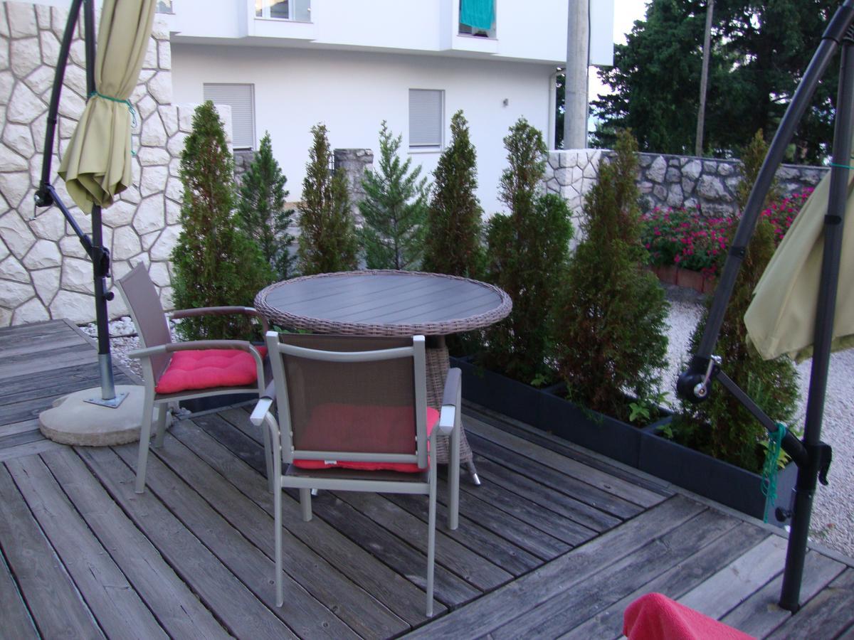 Apartments Ilona Novi Vinodolski Exterior foto